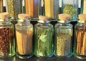 Cómo quitar la especia Sólido De Spice Jar