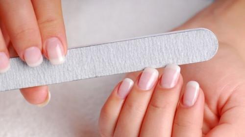 Cómo arreglar las uñas débiles
