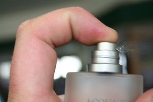 Cómo hacer tu propio desodorante en aerosol de cristal