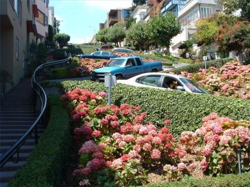 Cómo conducir por Lombard Street en San Francisco