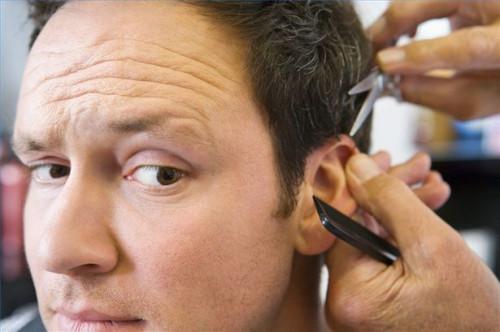 Cómo cortar los lados del pelo de los hombres