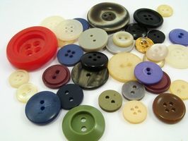 Cómo funciona una Buttoneer original en el cuero?
