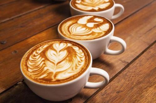 Cómo hacer un Caffe Latte