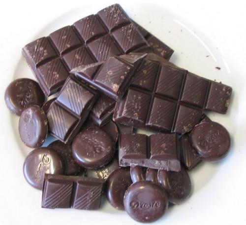 La producción de caramelo de chocolate