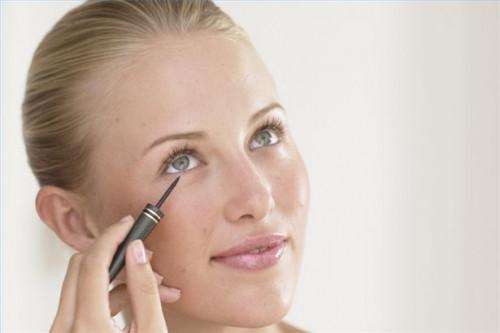 Cómo aplicar Eyeliner líquido