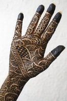 ¿Cómo de henna se utiliza para decorar personas