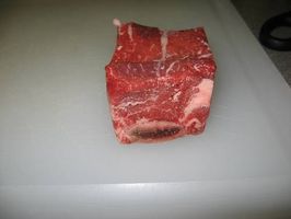Cómo cocinar la carne de vaca corto costillas