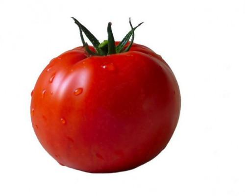 Cómo tratar la piel grasa con tomates