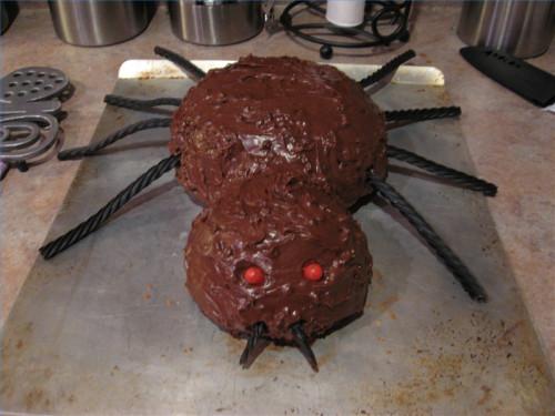 Cómo hacer un pastel de Halloween de la araña