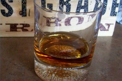 La diferencia entre el whisky bourbon y Sour Mash