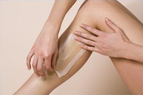 Cómo prepararse para la pierna depilación con cera